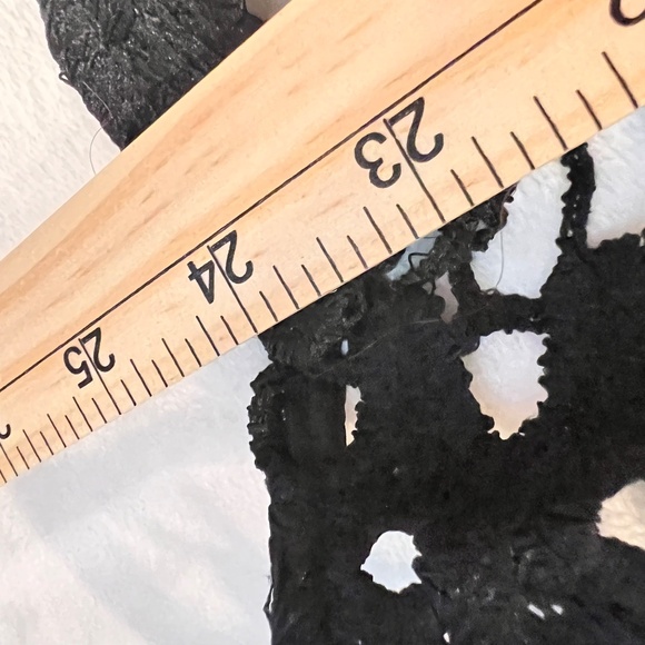 # A003   FT INC Cocktail Chic  Romantic Layering Black Eyelet Lace Jacket NWOT M - Picture 11 of 11